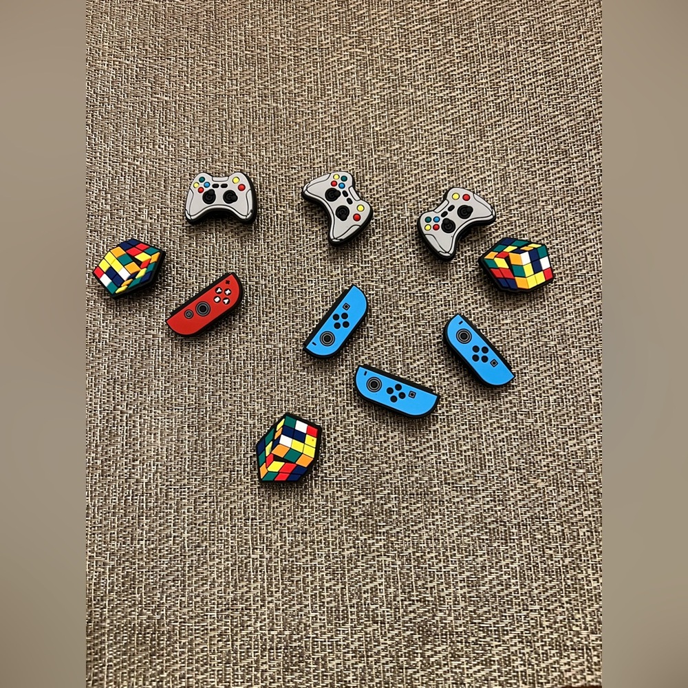 New! Gamers croc charms